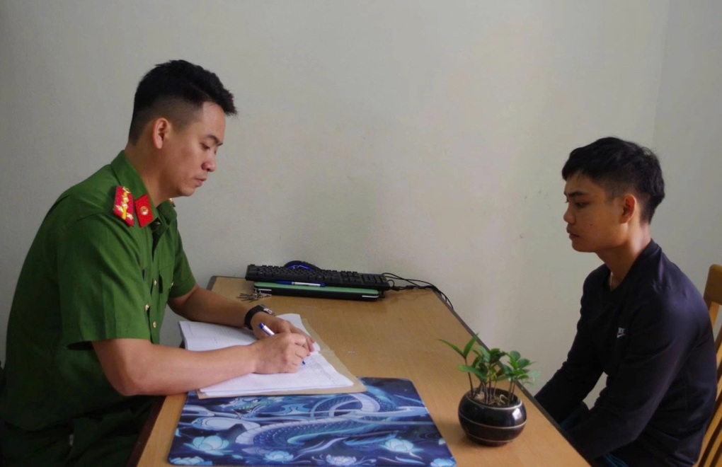 Thanh niên Hà Nội 2 lần xâm hại bé gái 14 tuổi - 1 Thanh niên Hà Nội 2 lần xâm hại bé gái 14 tuổi - 1