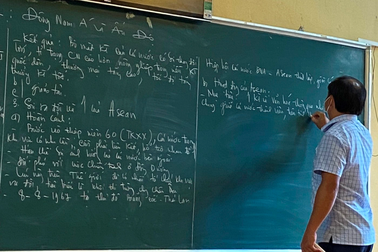 Đề nghị Lịch sử là môn bắt buộc: Giáo viên, hiệu trưởng nói gì?