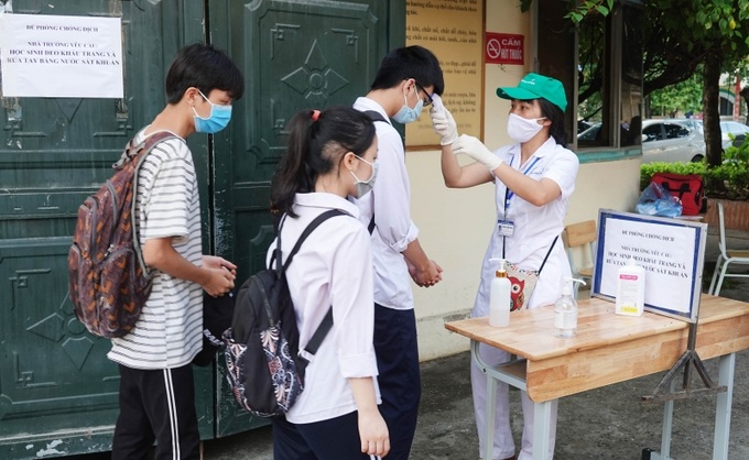 Trường học cần bảo đảm các điều kiện y tế cho học sinh theo quy định. Ảnh: XQ