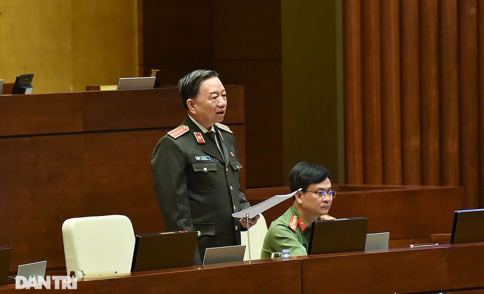 Bộ trưởng Công an thấm thía về phát biểu của Chủ tịch Quốc hội - 3 Bộ trưởng Công an thấm thía về phát biểu của Chủ tịch Quốc hội - 3