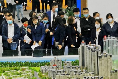 Lo vỡ nợ hàng loạt, Trung Quốc thúc ngân hàng đẩy mạnh cho vay bất động sản