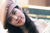 Đại mỹ nhân Vương Tổ Hiền sống cô đơn nhưng giàu có ở tuổi 54