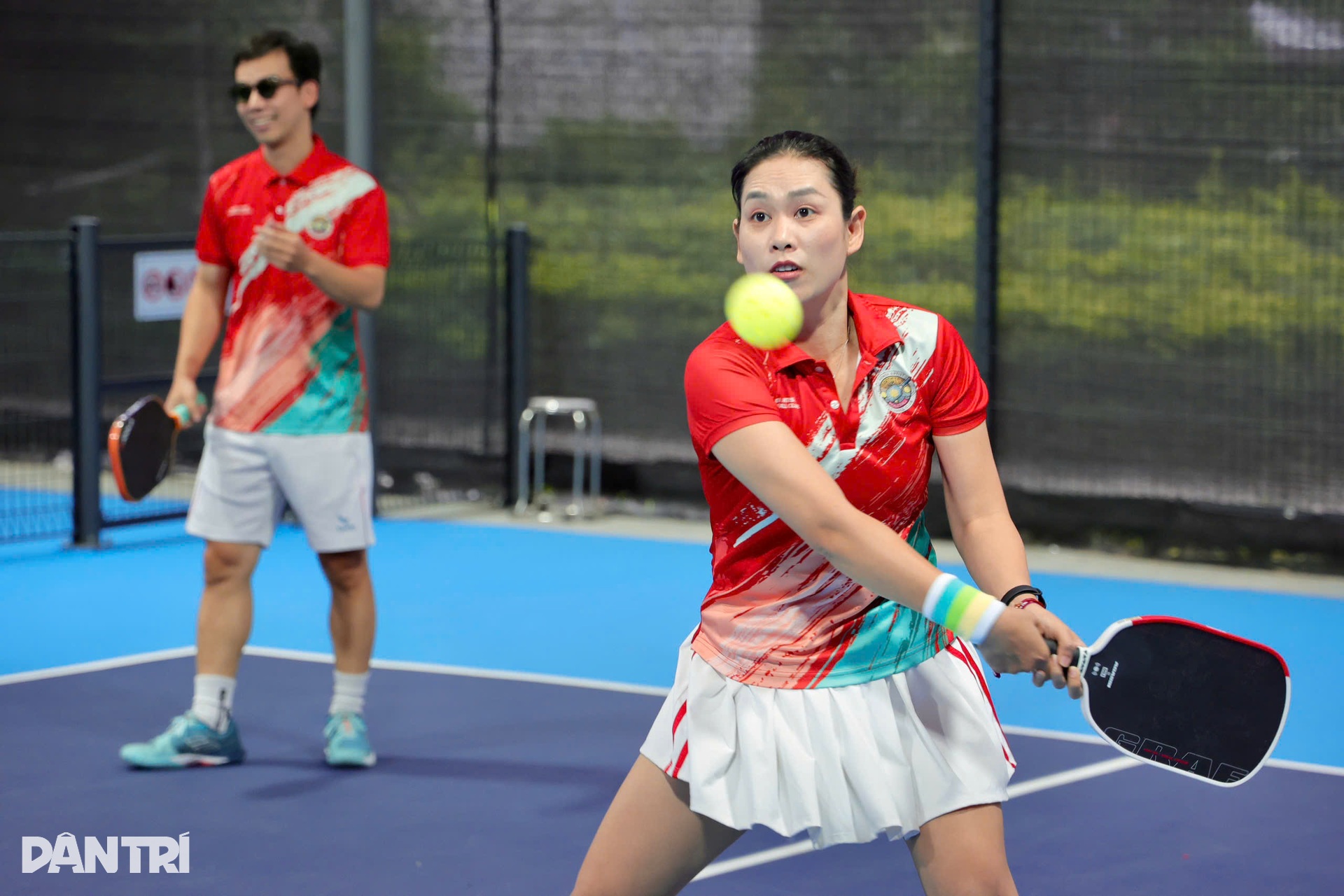 Hà Hương “Phía trước là bầu trời” được chồng ủng hộ, tự tin chơi pickleball - 8