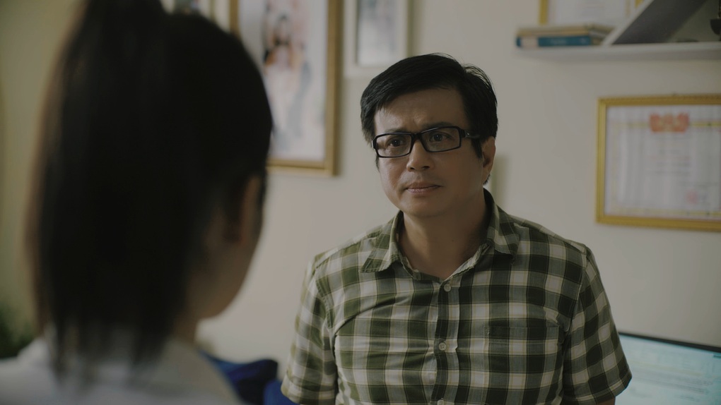 Con gái Võ Hoài Nam lần đầu đóng phim VTV: Được bố hộ tống đến trường quay - 8 Con gái Võ Hoài Nam lần đầu đóng phim VTV: Được bố hộ tống đến trường quay - 8