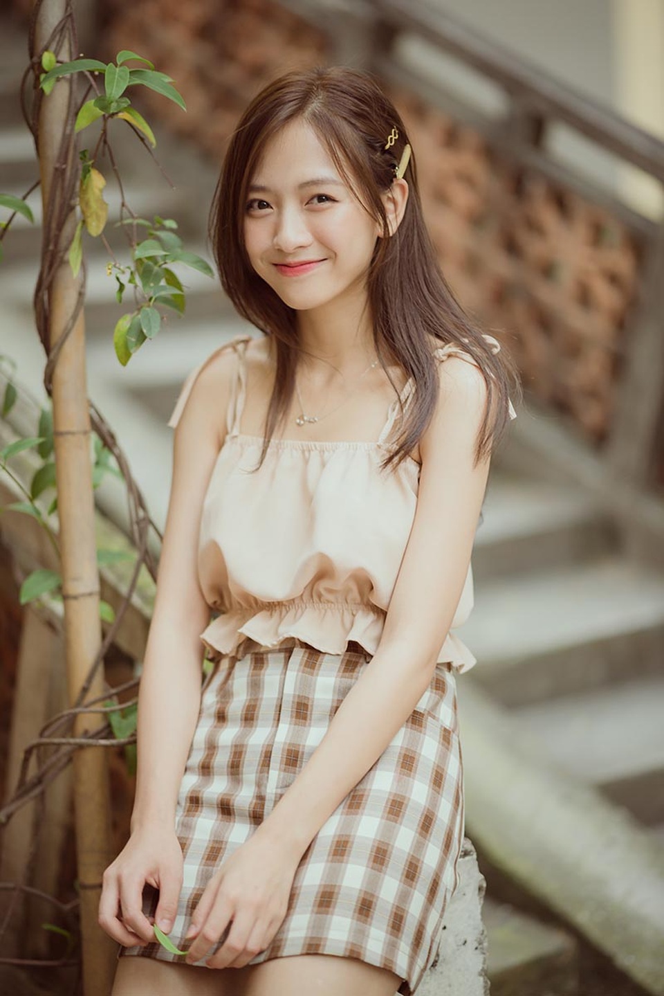 Nét đẹp trong veo, nhẹ nhàng tựa nắng mai của nữ sinh trường Y - 1 Nét đẹp trong veo, nhẹ nhàng tựa nắng mai của nữ sinh trường Y - 1