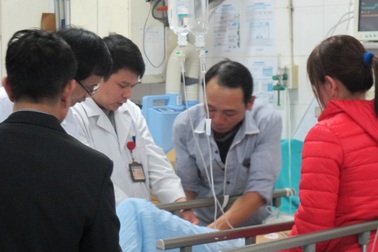 Hơn 500 ca cấp cứu ngày cuối năm, BV Việt Đức suýt “vỡ trận”