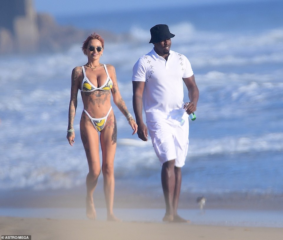 Sean Diddy Combs tình tứ bên bạn gái xăm trổ - 3 Sean Diddy Combs tình tứ bên bạn gái xăm trổ - 3