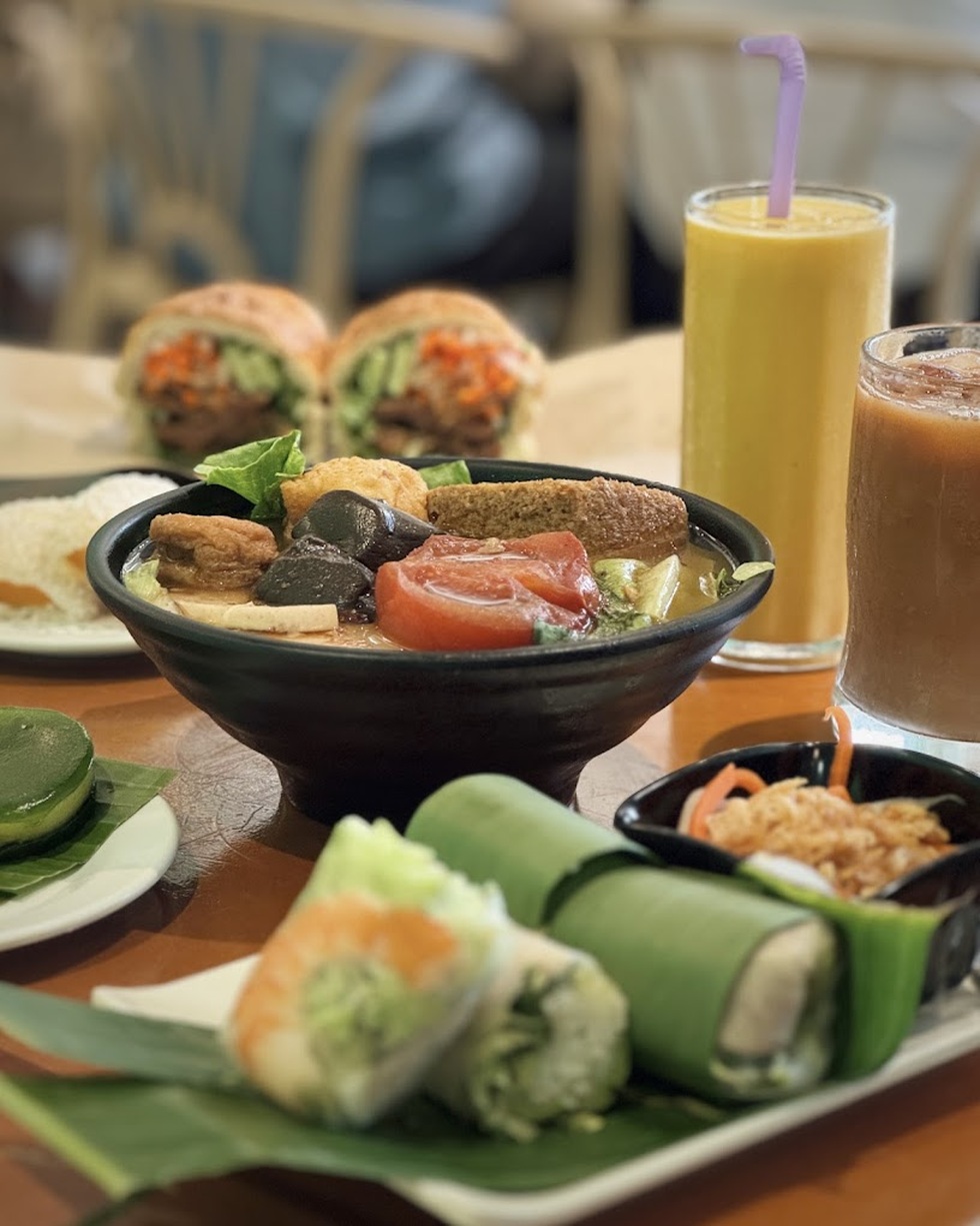 Bán bánh mì, bún bò ở Hồng Kông, người phụ nữ gốc Việt thu 100 triệu/ngày - 8