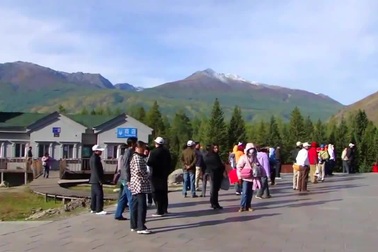 Vẻ đẹp của hồ Kanas