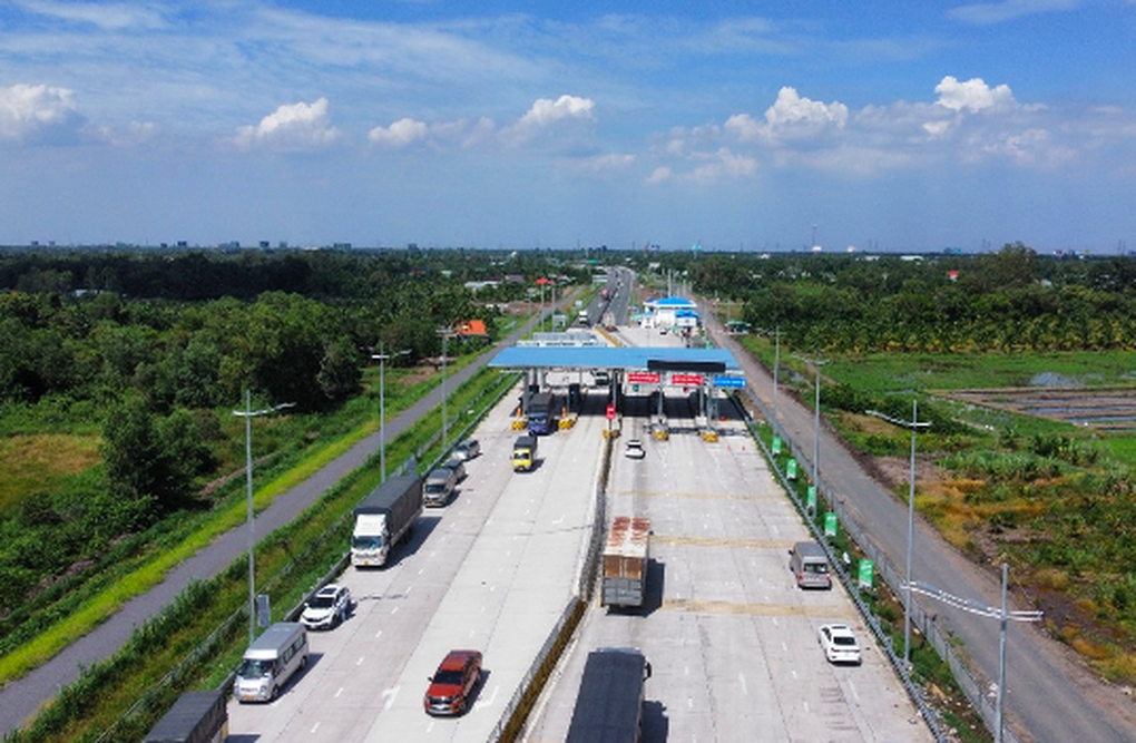 Rốt ráo kích hoạt thu phí tự động trên cao tốc toàn quốc - 2 Rốt ráo kích hoạt thu phí tự động trên cao tốc toàn quốc - 2