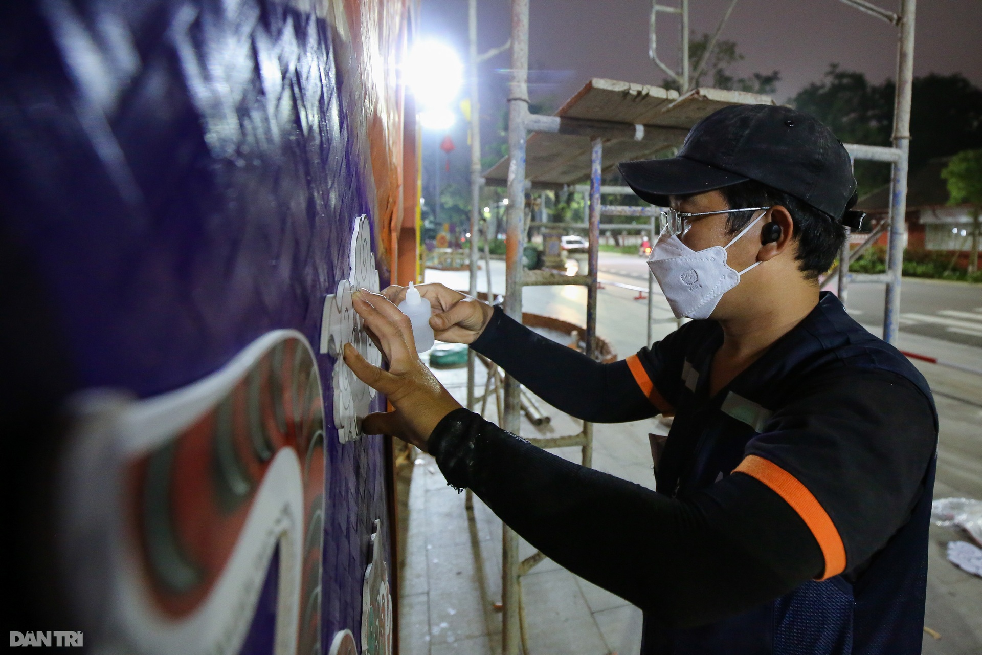 Người dân xứ Huế háo hức đợi xem hình tượng hổ từ TPHCM mang về Hội Xuân - 14