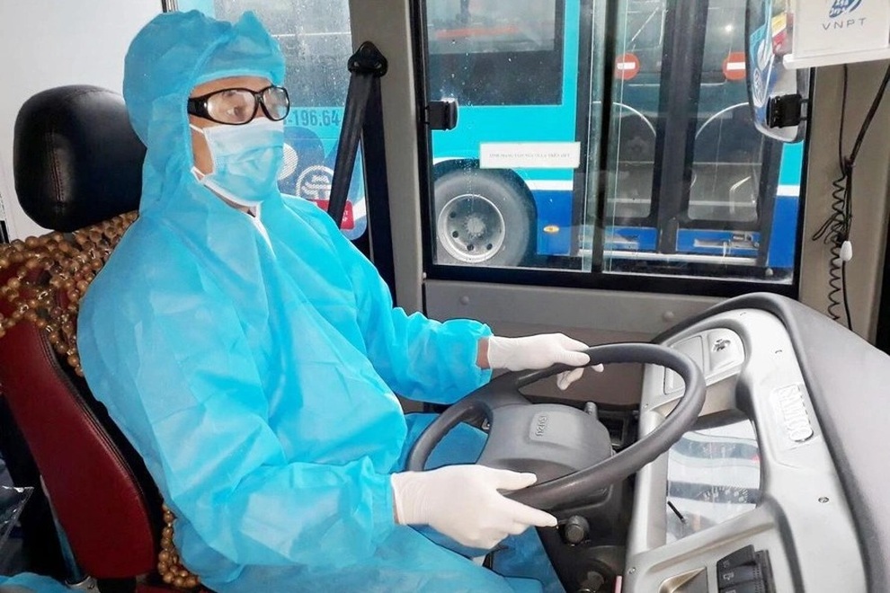 Đề nghị hỗ trợ 6.500 lao động xe buýt phải nghỉ việc do Covid-19 - 1