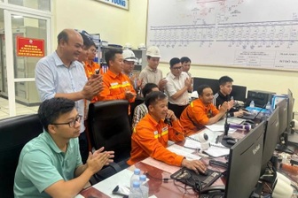 Đóng điện thành công máy biến áp AT2 Trạm biến áp 220kV Bắc Quang