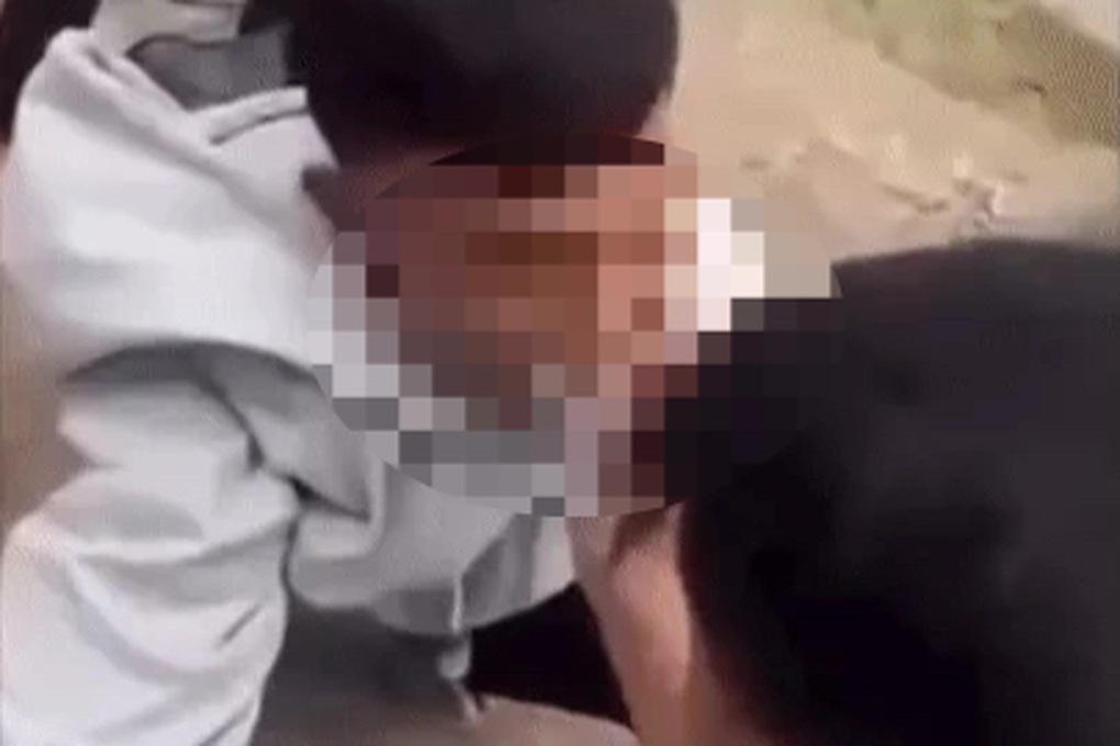 Sở Giáo dục chỉ đạo làm rõ vụ học sinh bị nhét đồ nhạy cảm vào miệng - 1