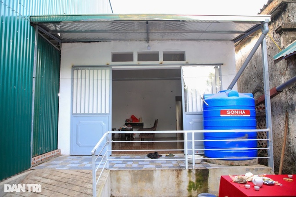 Khánh thành 2 ngôi nhà Nhân ái dành tặng người mù neo đơn ở Hà Nội - 4 Khánh thành 2 ngôi nhà Nhân ái dành tặng người mù neo đơn ở Hà Nội - 4