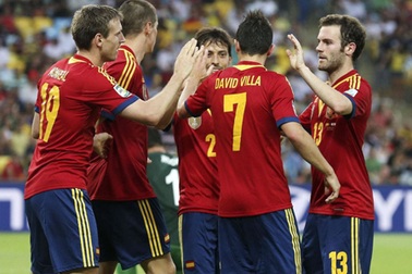 Torres-Villa rực sáng, Tây Ban Nha “hủy diệt” Tahiti 10-0