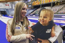 Rachel Homan: Nữ đội trưởng xinh đẹp đến từ Canada