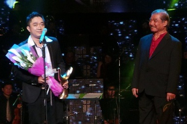 Mỹ Tâm vắng mặt dù được xướng tên là Ca sỹ của năm