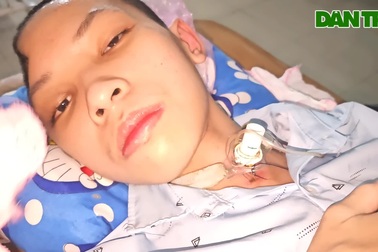 Người mẹ có con trai 14 tuổi nguy kịch sau tai nạn được bạn đọc ủng hộ