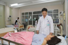 Hà Nội: Người phụ nữ bị xe tông gần đứt rời bàn chân