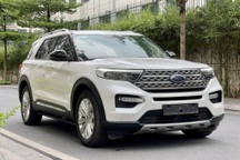 Xả hết lô hàng cũ, Ford Explorer quay đầu tăng giá 100 triệu đồng