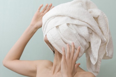 Đến lượt trào lưu chụp “giấu mặt” lên ngôi giới trẻ