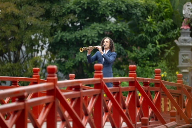 Huyền thoại saxophone Kenny G quảng bá du lịch Việt Nam