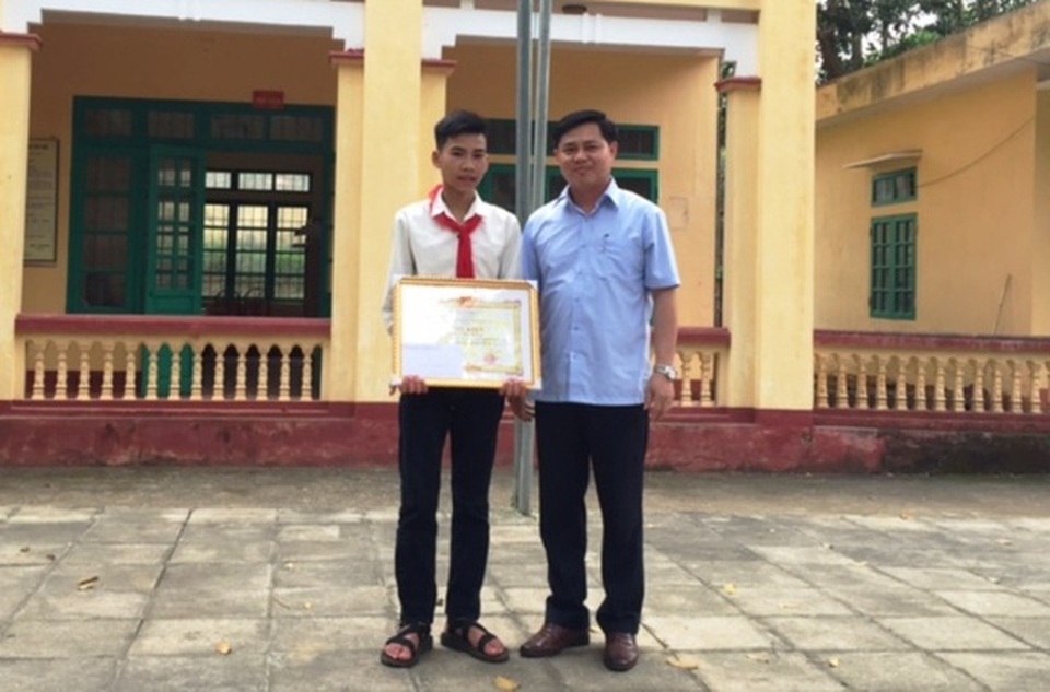 Những hành động đẹp được độc giả Dân trí chia sẻ nhiều trong năm 2019 - 2 Những hành động đẹp được độc giả Dân trí chia sẻ nhiều trong năm 2019 - 2