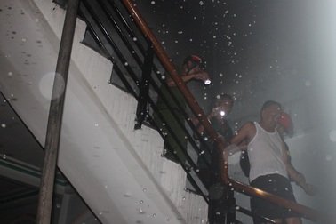 3 người chạy thoát khỏi căn nhà cháy ở Phú Yên lúc chập tối