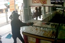 Công an TPHCM thông tin chính thức vụ nổ súng cướp tiệm vàng