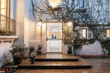 Ngắm biệt thự sang trọng của ca sĩ sở hữu bản hit "tỷ view" Camila Cabello