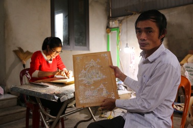 Chuyện tình yêu cổ tích của ông bà chủ "4 bàn chân héo, 4 bàn tay tươi"