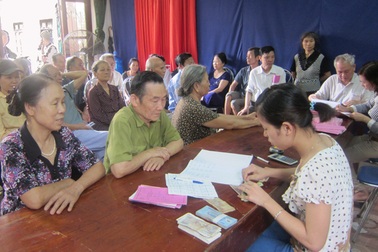 Không có tiền để tăng lương năm 2015 