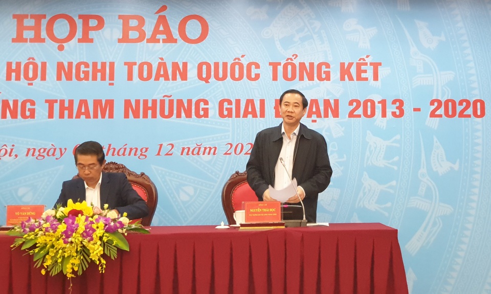 Đấu tranh phòng chống tham nhũng trở thành xu thế không thể cưỡng lại - 1 Đấu tranh phòng chống tham nhũng trở thành xu thế không thể cưỡng lại - 1