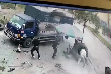 Nổ lốp xe ôtô nguy hiểm đến mức nào?