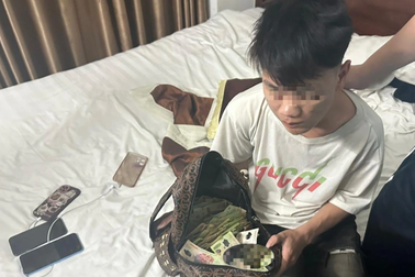 Nam thanh niên lẻn vào đám hiếu trộm hơn 100 triệu đồng tiền phúng viếng
