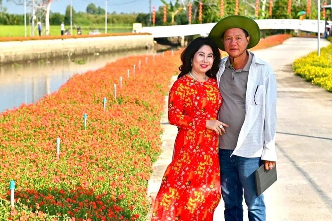 Giám đốc chi chục tỷ xây đường trả lời câu hỏi tiền nhiều để làm gì? - 1