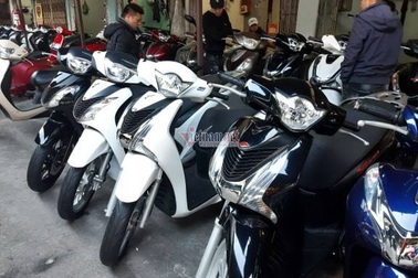 Cuối năm săn xe SH cũ, "đục nước béo cò" giá tăng mạnh