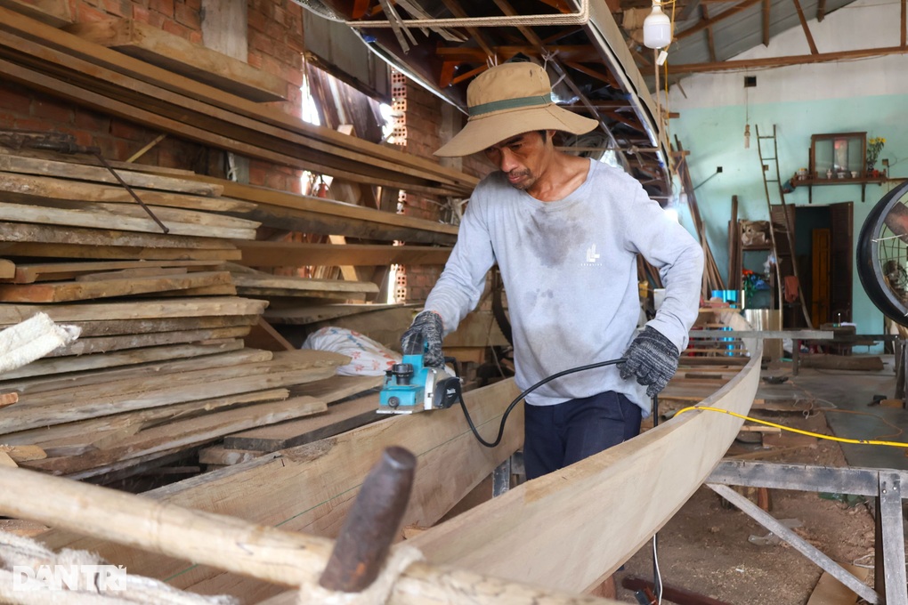Nghề đóng thuyền chiến, nhìn mật hiệu để gọi tên thợ - 3 Nghề đóng thuyền chiến, nhìn mật hiệu để gọi tên thợ - 3