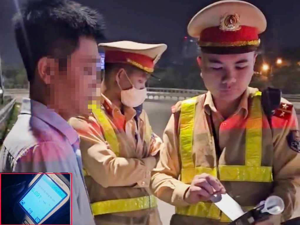 Kiểm tra ô tô trên Vành đai 3, CSGT phát hiện tài xế dương tính với ma túy - 1 Kiểm tra ô tô trên Vành đai 3, CSGT phát hiện tài xế dương tính với ma túy - 1
