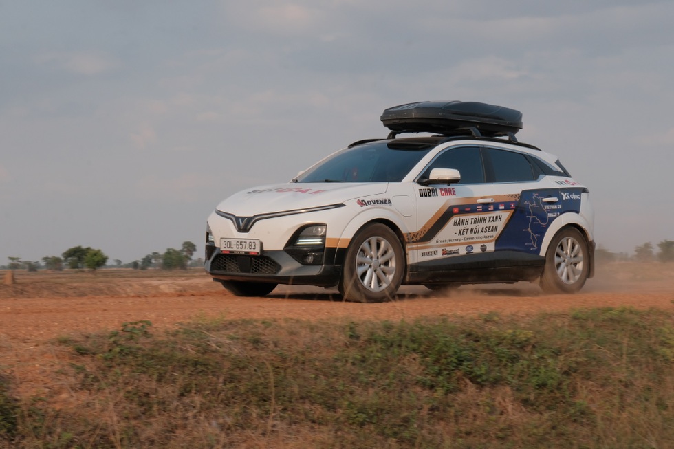 Hành trình phượt 6 nước bằng ô tô điện VinFast và những chuyện chưa kể - 5