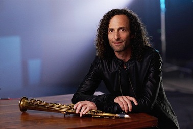 “Cái giá” để mời được Kenny G tới Việt Nam là gì?