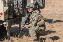 Thủy thủ Mỹ bị kết án tù vì bán tin mật cho Trung Quốc