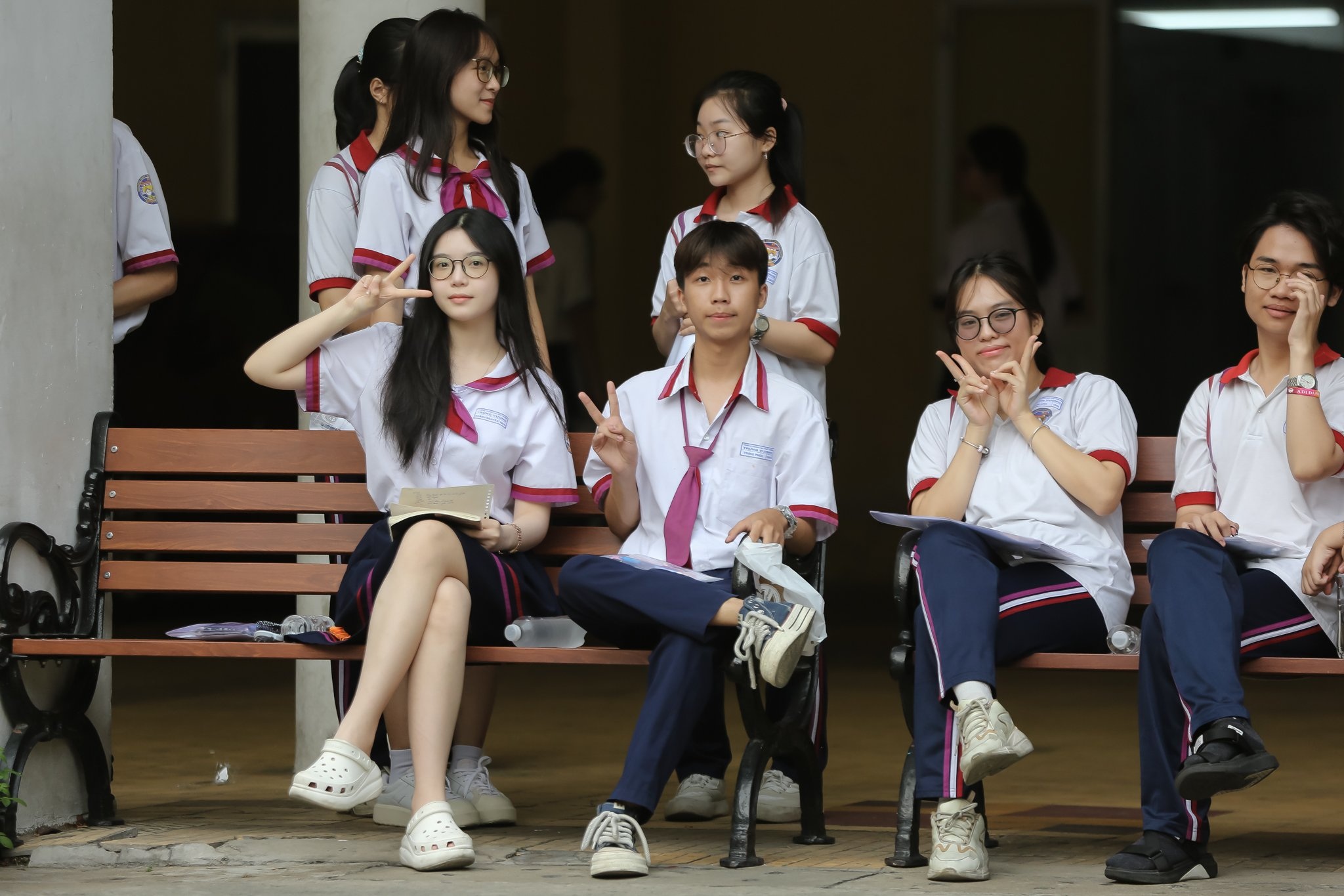 Más de 3/4 de los estudiantes de una escuela eligieron materias sociales para el examen de graduación de la escuela secundaria - 1 Hơn 3/4 học sinh một trường chọn tổ hợp môn xã hội để thi tốt nghiệp THPT - 1