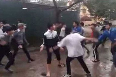 Hà Nội: Một nam sinh cấp 3 bị đánh hội đồng dẫn đến tử vong