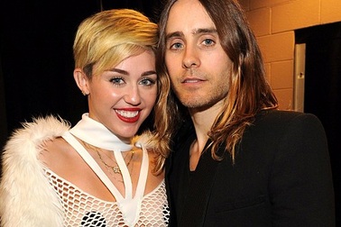 “Gã Đông-Gioăng” Jared Leto đang tán tỉnh Miley Cyrus 