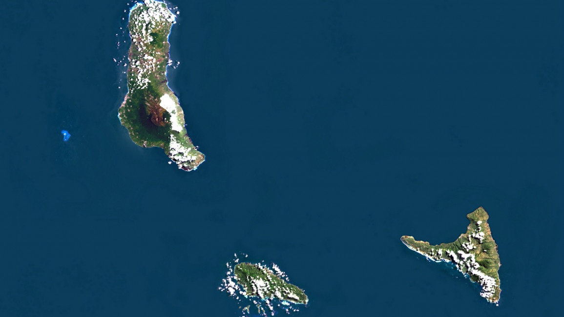 Chuyện ít biết về quần đảo Comoros, vựa tinh dầu khổng lồ của thế giới - 2 Chuyện ít biết về quần đảo Comoros, vựa tinh dầu khổng lồ của thế giới - 2