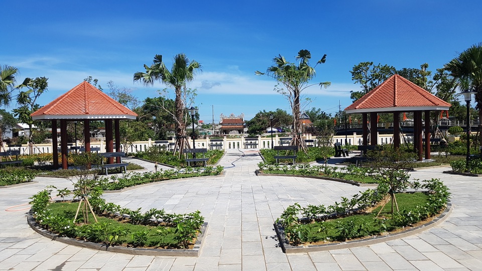 Khánh thành Công viên văn hóa và Khu lưu niệm nhà thơ Tố Hữu - 4 Khánh thành Công viên văn hóa và Khu lưu niệm nhà thơ Tố Hữu - 4