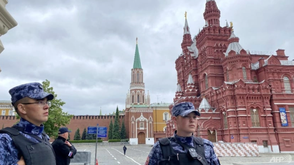 Người Moscow thở phào sau khi Wagner ngừng nổi loạn - 2 Người Moscow thở phào sau khi Wagner ngừng nổi loạn - 2