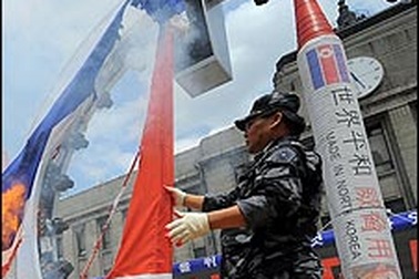 Vì sao Bình Nhưỡng quyết định công khai chương trình hạt nhân?